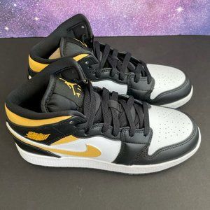 Size 5.5GS - Air Jordan 1 Mid Pollen MPN 554725-177